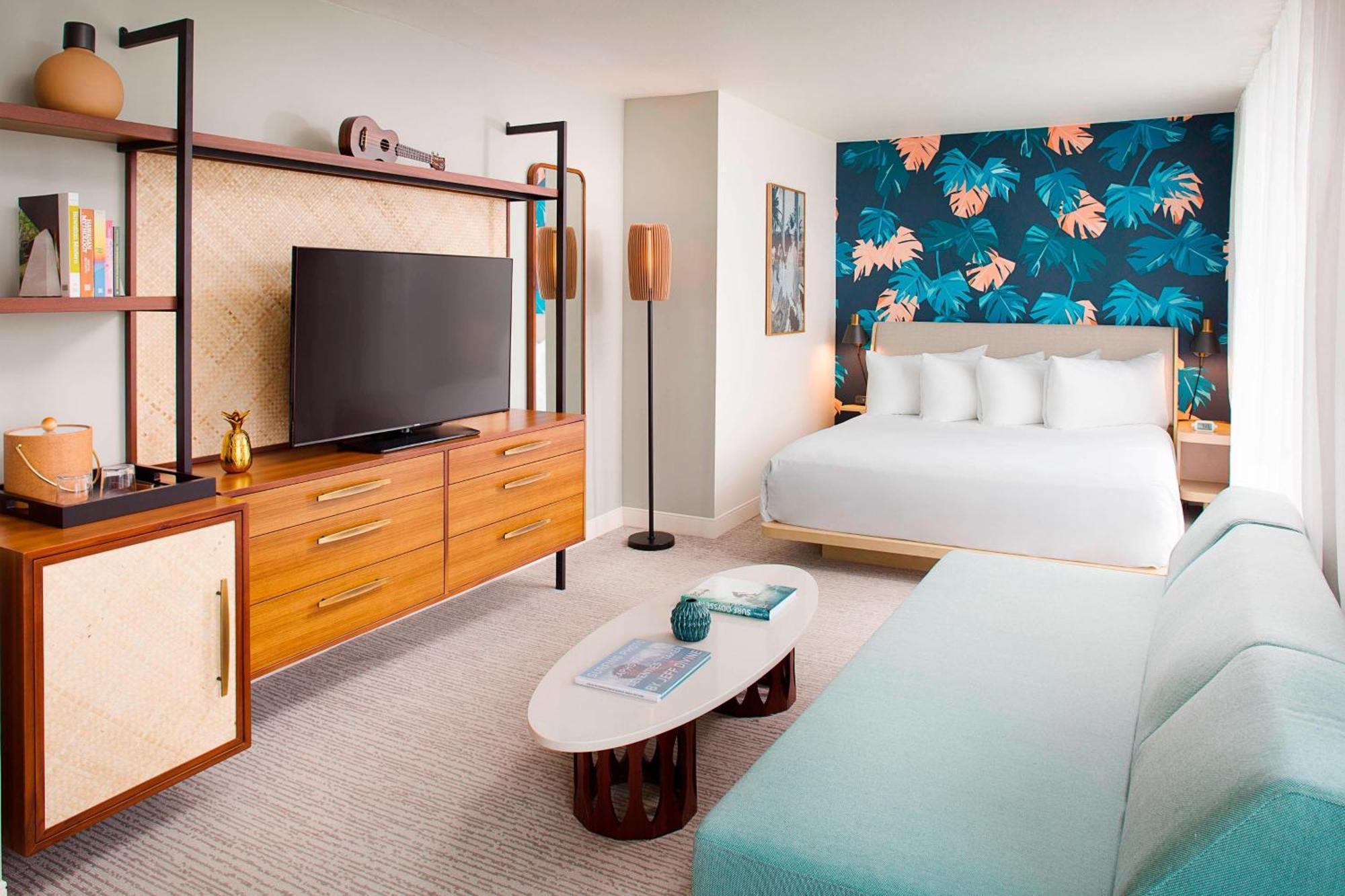 Junior Suite 1 King Bed Twin Bed Double Balcony,1643145481:JPEG
