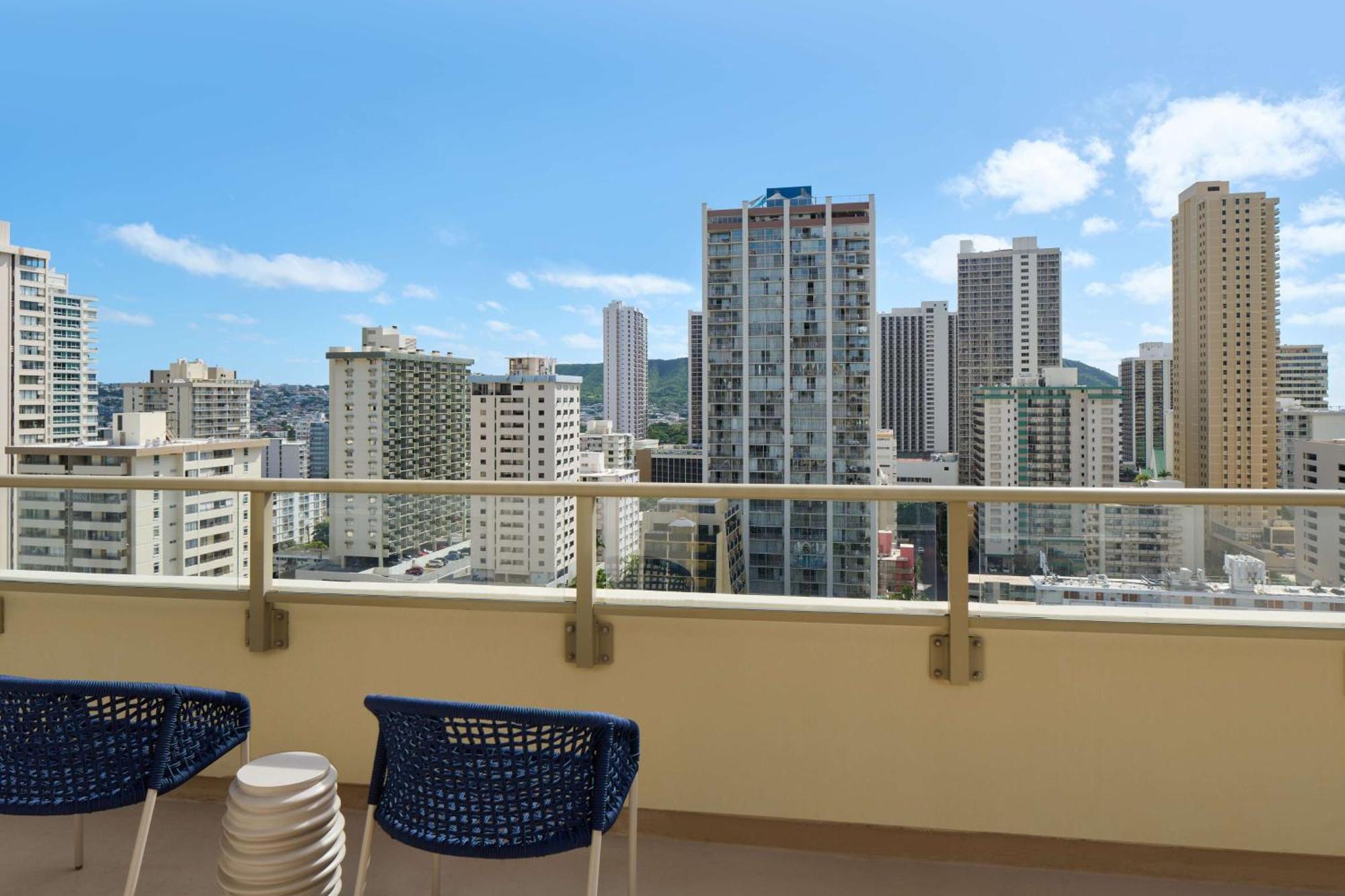 1 Bedroom Suite Partial Ocean View,1766141131:JPEG